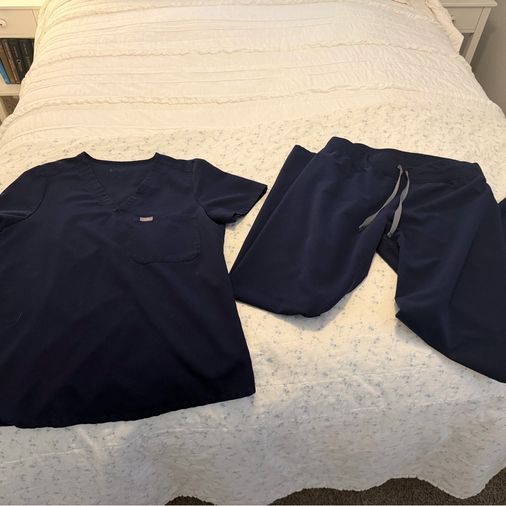 Navy figs set